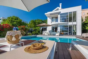 Villa mit Pool und Whirlpool - Image 5