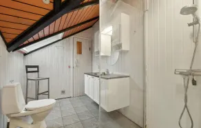 Dejlig bolig i Aakirkeby med køkken - Image 3