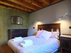 Independent cottage with private BBQ. 3km from Ribes de Freser. Pyrenees - Image 4