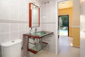 Villa 'Pepa' with Sea Views, Heated Pool, and Wi-Fi - Image 5