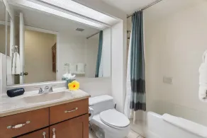 Hawaiian Unit + Walking Distance to Town - AC & Wifi! - Vrkcv - Image 4