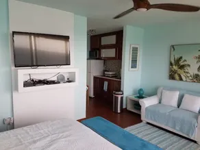 Condado Beachfront Studio, Incredible view, next to Mariott, secure, king bed - Image 3