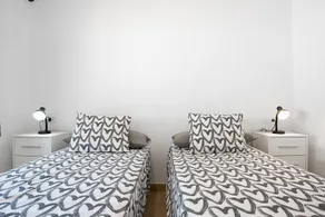 Holiday Home \"Naranjos\" with Private Garden & Wi-Fi - Image 5