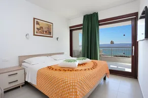 One bedroom apartment with terrace and sea view Duće, Omiš (A-2737-f) - Image 3