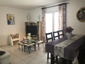 Maison Avec Grande Piscine Individuelle - Image 5