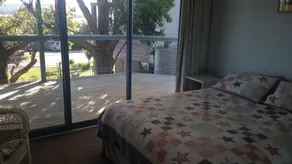 Cottage overlooking Merimbula Bay - Image 4