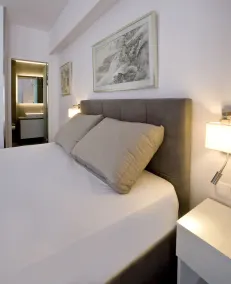 SynAthens Premium Apartment with Balcony - Acropolis View - Image 4