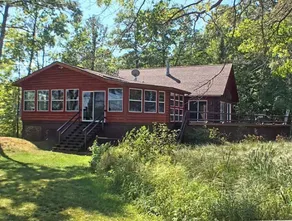 Round Lake Hideaway - Image 3