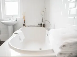 Junior Suite-Family-Private Bathroom-Garden view-East Wing - Image 2