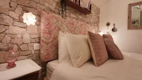 Hideaway gite for 2 with private garden and sundeck, close to Atlantic beaches. - Image 5