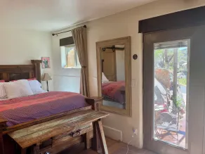 Unique Studio With Bathroom Built Into The Rocks. Dog friendly🐾 & Fire Pit - Image 4