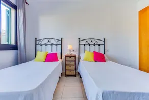 Villa Can Sard avec piscine, Wi-Fi, jardin et terrasse - Image 5