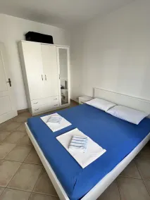 Villa Irmica - Impressive pool, spacious apartment (86 m²) - first floor - Image 4