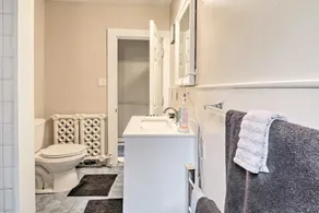 Location, is the key for this 3 bedroom! - Image 2