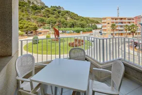 APPARTEMENT (3 ADULTES + 2 ENFANTS) VUE SUR LA RUE - Image 5