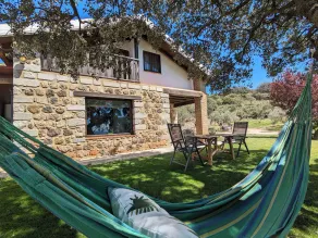 Rural house with spacious exterior and views of the mountains of Malaga. full rent - Image 5