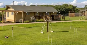 Ferienhaus mit Whirlpool, Grill und Garten - Image 2