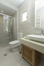 Virginia Luxury Villas - Image 3