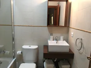 Apartment in City Center, Plaza del Cabildo - Image 4