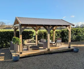Spacious converted barn perfect for families! - Image 5