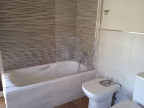 Apartment 6 - Image 3