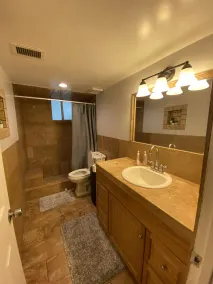 Spacious home. Perfect for large groups family friendly 5 bed/ 3 bath   - Image 2