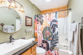Lake Lure Large Cabin - Sleeps 10 - Mountain View’s &  Hot Tub Near Chimney Rock - Image 3