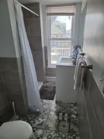 Tous les nouveaux! 3 minutes de la plage, appartement haut de gamme avec grand balcon et vue sur l'océan - Image 3