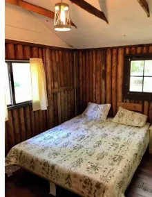 Remodeled lakefront cottage w/ marina, firepit, swimming area. - Image 4