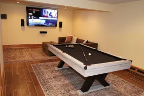 Private 2400 sq ft house. Hot Tub, Pool, Bar - Image 2