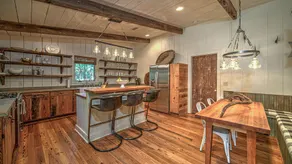 4-BR Hatcher House w/ docks, pool, & private firepit on Emma's Driftwood Farm - Image 2