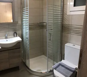 Strelitzia Apartments - Image 2