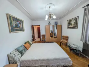Holiday apartment with garden pavilion and barbecue - Image 5