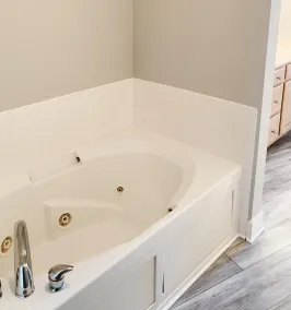 Superbes vues sur l'eau de ce condo récemment rénové! - Image 5