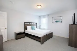 Beach house with room for everyone! 2 blocks to the beach with inground pool. - Image 5