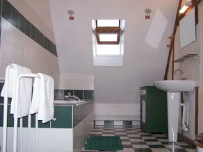 Charming 18th Century Cottage with Pool, Near Loire Castles and Vineyards - Image 2