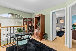 Betsy Pease A inden for Conley Suites BNB - Image 2