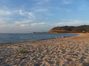 Magnificent havet og bjergene, store grunde, tæt på stranden - Image 2