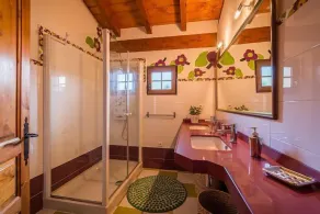 Self catering Casucas La Guariza for 6 people - Image 2