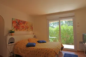 Villa in Bagnols near Sea with Pool - Image 5
