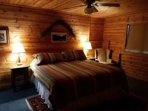 Flathead Lake - Bigfork Log Cabin Spectacular View Apartment - Image 5