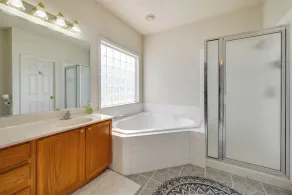 Great for Families! Suburban Home in Ruther Glen - Image 4