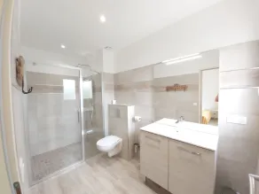 3 bedroom apartment heated pool air conditioned wifi 1 min river 7 min beach - Image 4