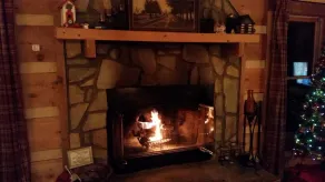 Authentic Private Log Cabin!  Hot Tub, Views, Internet, Fireplace, Air Condition - Image 3