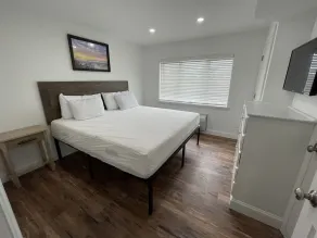 Beautiful Beach Block, one bedroom condo in the highly sought after Merrimac Condominiums sleeps 4. - Image 5