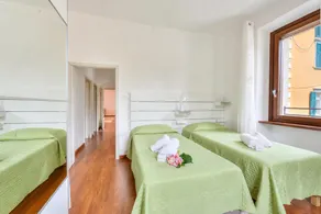 Residenza Rocca Del Lago 4, Riva del Garda, Italy - Image 2