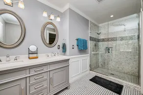 Fabulous 5 Bedroom 3 Bathroom Holiday House Near Beaches. WE SANITIZE! - Image 4