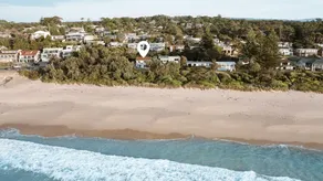 Daybreak Mollymook - Beachfront Home, walk on to the sands of Mollymook Beach - Image 5