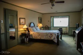 Nancy's Touch, A Waterfront Paradise - Image 4