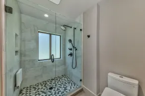 Casa di città con spiaggia privata condivisa, kayak e paddle board. - Image 3